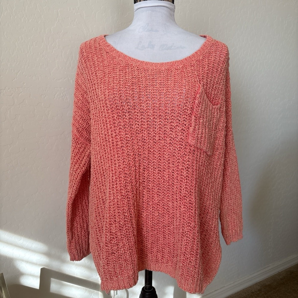 Free People women’s Coral Knit oversized Sweater. M